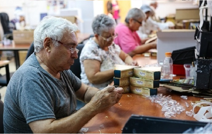 Pi7_Tool_Pi7_Tool_seniors-workshop2